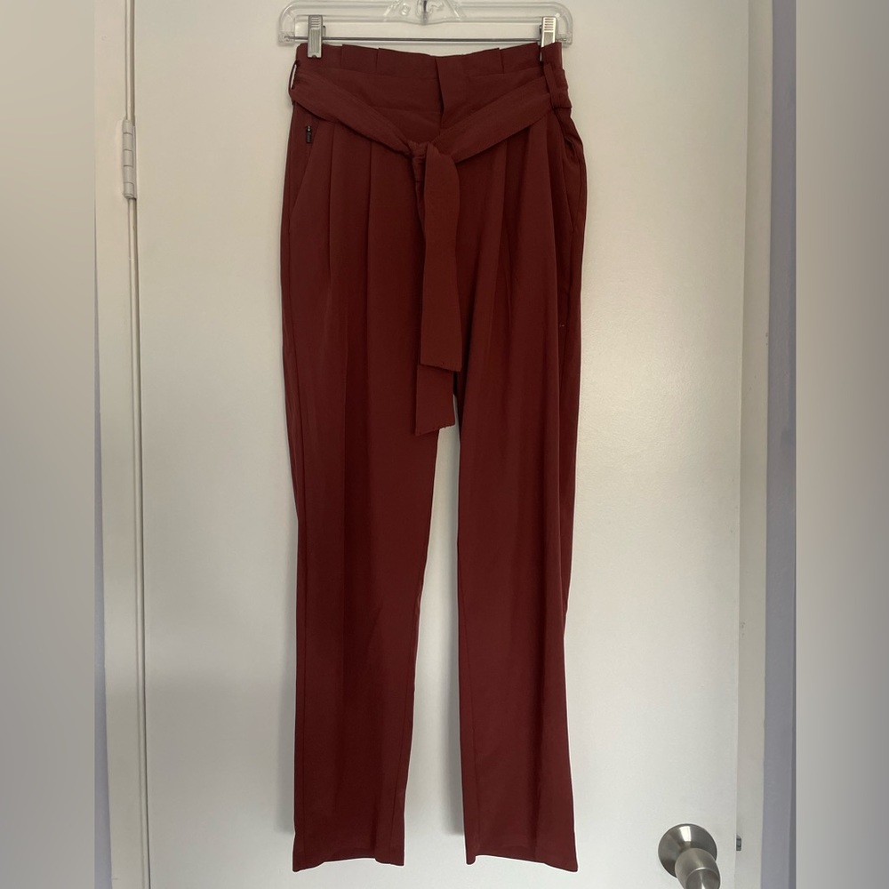 Athleta Skyline Pant II Size 4 Mauve Red